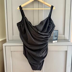 Miraclesuit Black Plus Size Sanibel Underwire One-Piece Swimsuit ~ US 18W